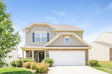 2942 Mirasol Ct Walkertown, NC 27051